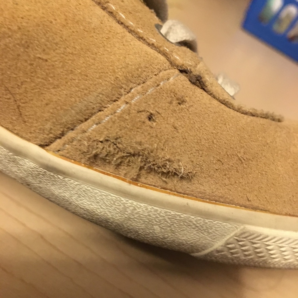 Suede Converse - Picture 4 of 5